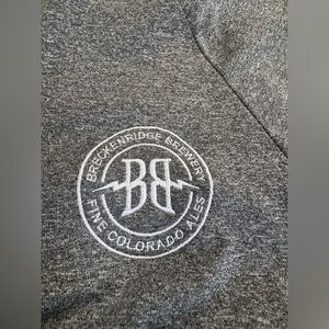 Breckenridge Brewery Men’s Large Gray pullover used perfect shape